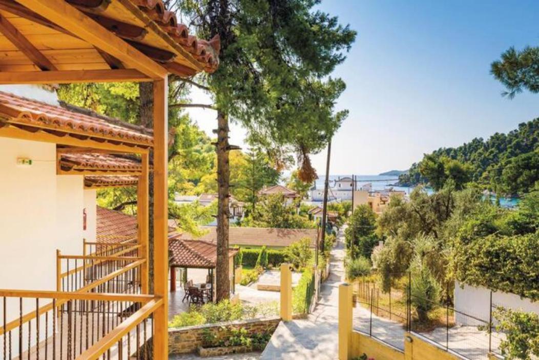 The Pine Trees Aparthotel Agnontas Buitenkant foto