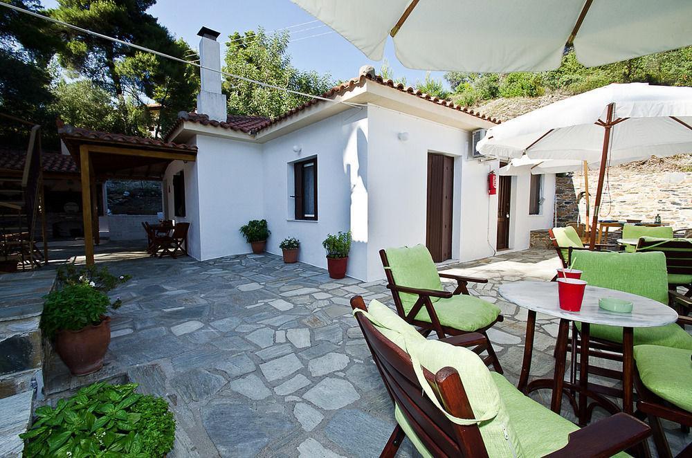 The Pine Trees Aparthotel Agnontas Buitenkant foto